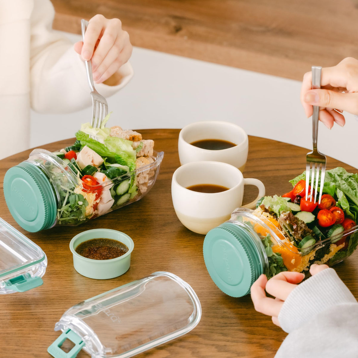Prepara Salad Pod front hatch converts into a convenient salad bowl.