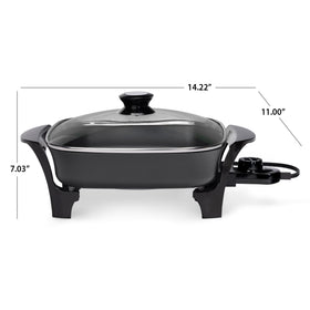 Ceramic nonstick surface inside and out for easy cleanup and PFAS-free cooking.