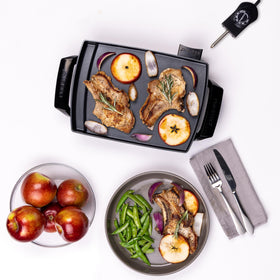 Presto Liddle Griddle cast aluminum body delivers even heat.