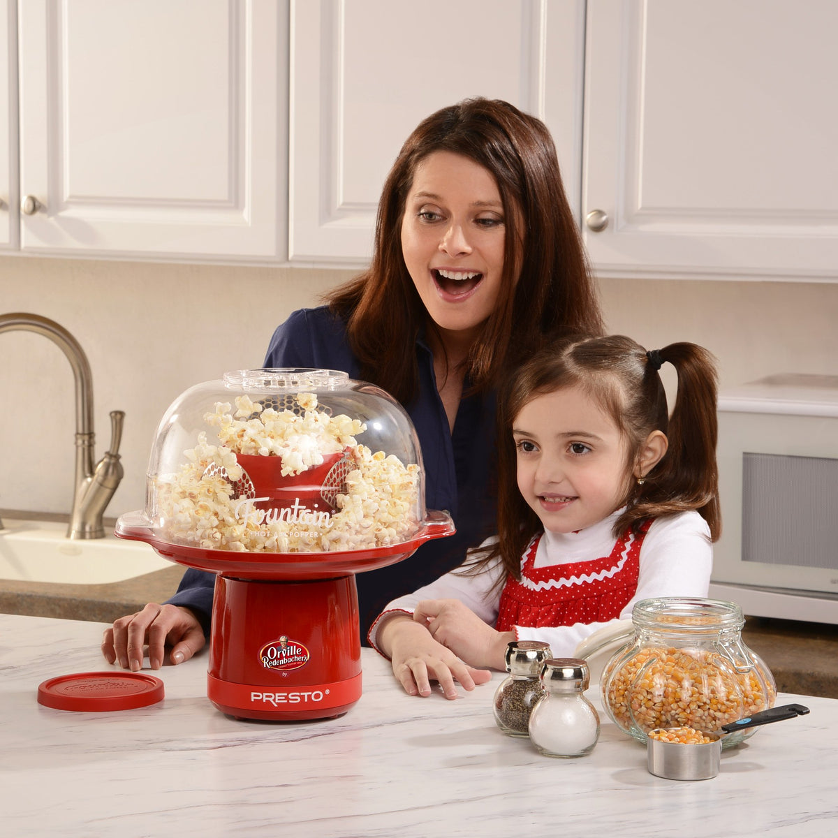 Presto Orville Redenbacher's fountain popper base nests for compact storage