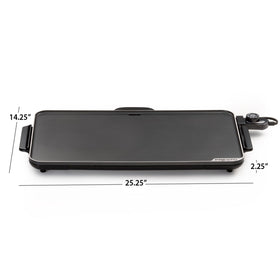 Ceramic nonstick surface of Presto griddle for easy release