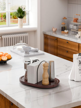 Primolines compact organizer reduces table clutter during meals.