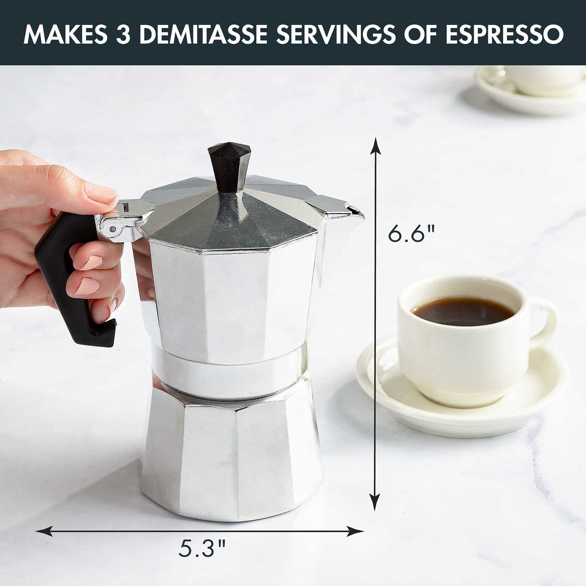 Primula Classic flip-top lid with heat-resistant knob for safe pouring.