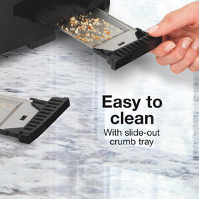Proctor Silex crumb tray design for easy cleanup after toasting