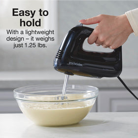 Proctor Silex Easy Mix lightweight design for easy handling at 1.25 lbs.