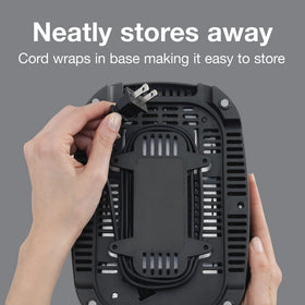 Proctor Silex toaster crumb tray enables quick cleanup