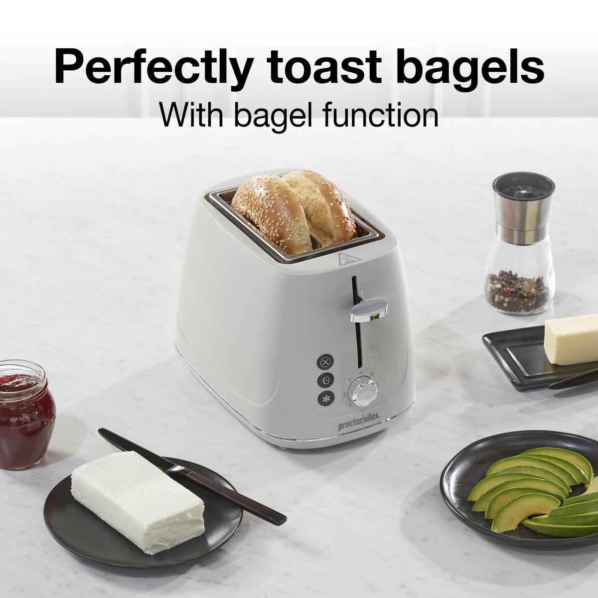 Proctor Silex 2-Slice Toaster defrost button helps thaw breads evenly before toasting.