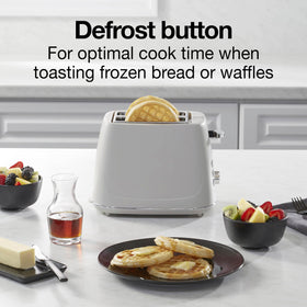Proctor Silex toaster seven shade settings let you customize darkness.