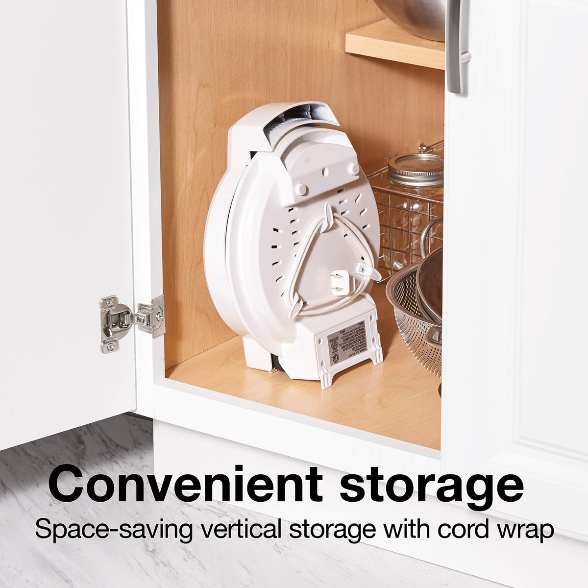 Proctor Silex vertical storage saves counter space when not in use
