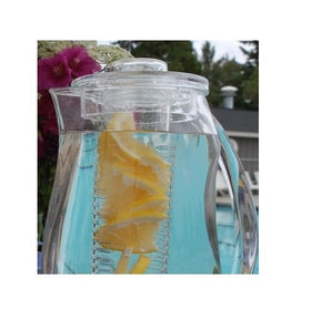 Prodyne Fruit Infusion Pitcher contents diffusion showing flavors mingling with water