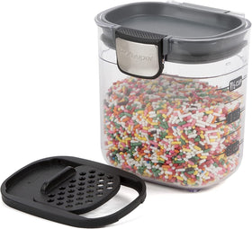 Progressive PKS-401 ProKeeper+ leveler for precise spice scooping.