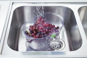Progressive Lettuce Keeper shows adjustable vent for optimized airflow.
