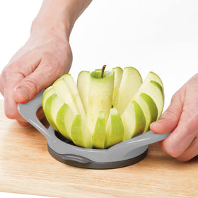 Progressive PrepWorks stainless steel blades deliver durable performance for precise cuts.
