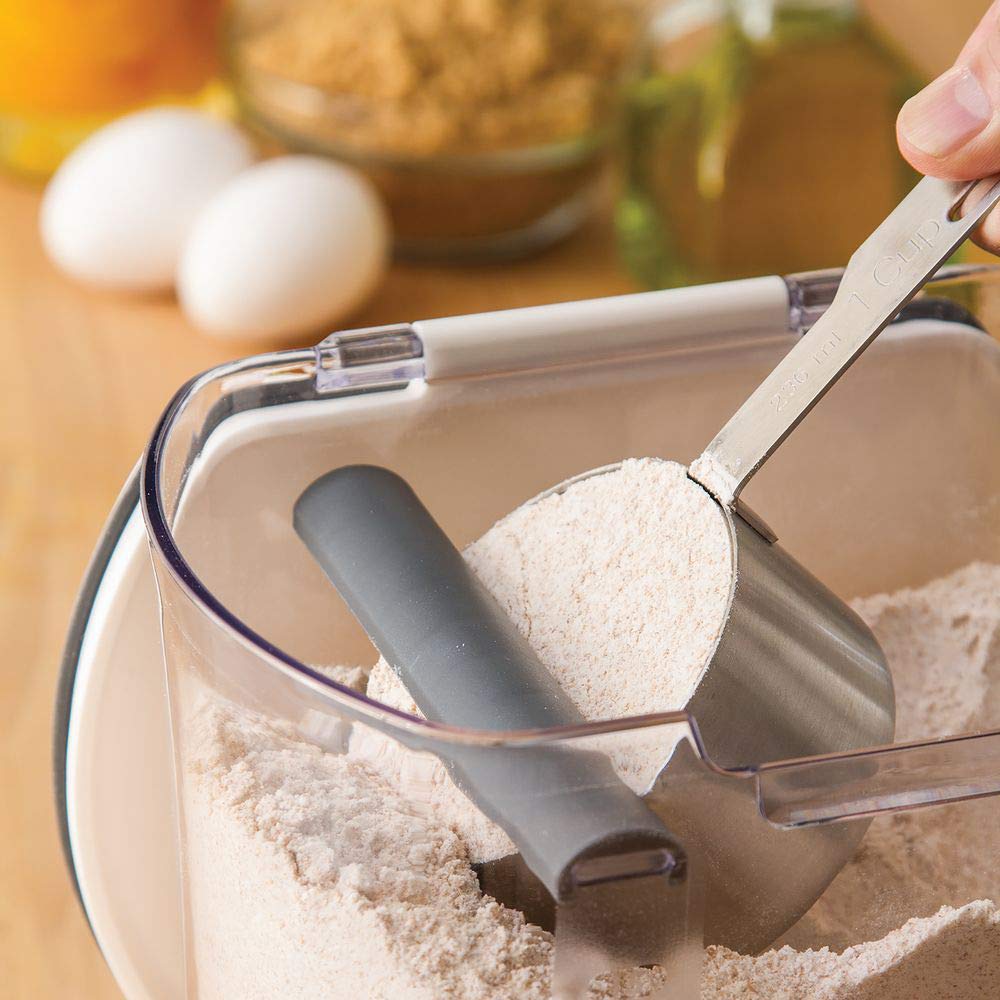 Progressive ProKeeper flour keeper with leveling bar enabling precise measurements