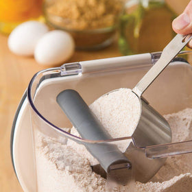 Progressive ProKeeper flour keeper with leveling bar enabling precise measurements
