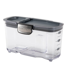 Progressive ProKeeper+ wide-opening container enhances pouring control and easy access.