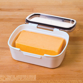 Kitchen on-the-go with ProKeeper enhances portable, organized meals.