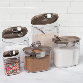 ProKeeper+ Shaker/leveler lid supports accurate measurements during baking