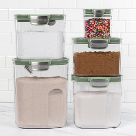 ProKeeper+ Powdered Sugar Keeper with magnetic dusting spoon for neat, controlled dusting.