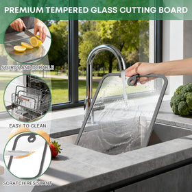 PTYTIFY cutting board with handle for easy carrying and maneuvering