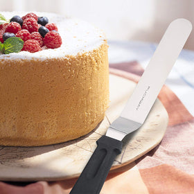 PUCKWAY ergonomic non-slip handle makes icing comfortable during long decorating sessions