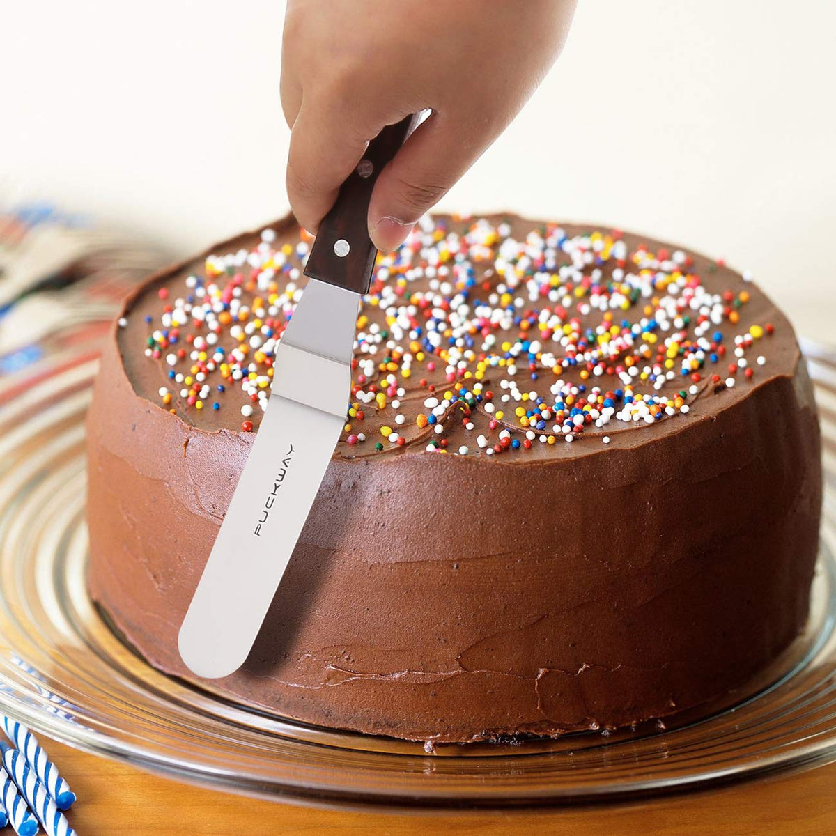 PUCKWAY smooth blade spatula provides easy release and quick cleanup