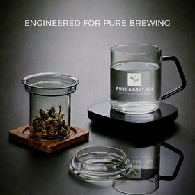 Lid doubles as an infuser rest for tidy brewing.
