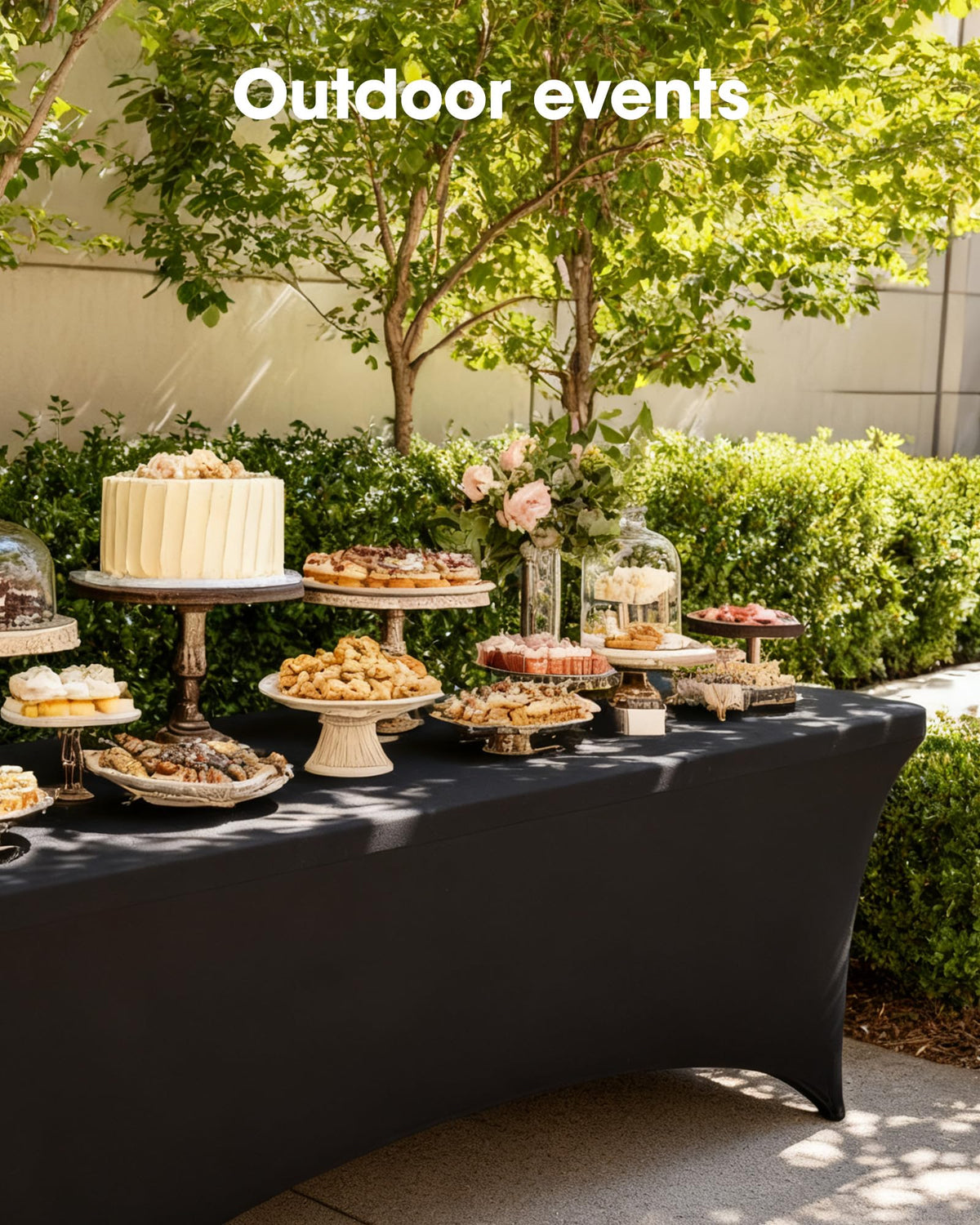 Pureegg tablecloth on banquet setup provides sleek, professional appearance.