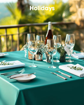 Pureegg teal rectangle tablecloth at a backyard picnic setup