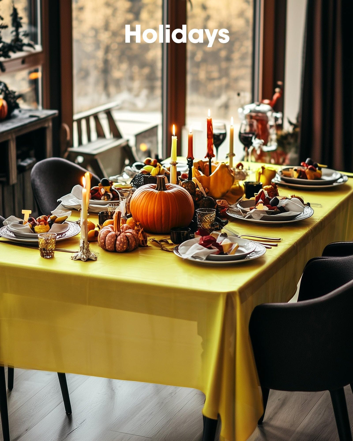 Pureegg tablecloth used at an outdoor picnic, adding color and protection.