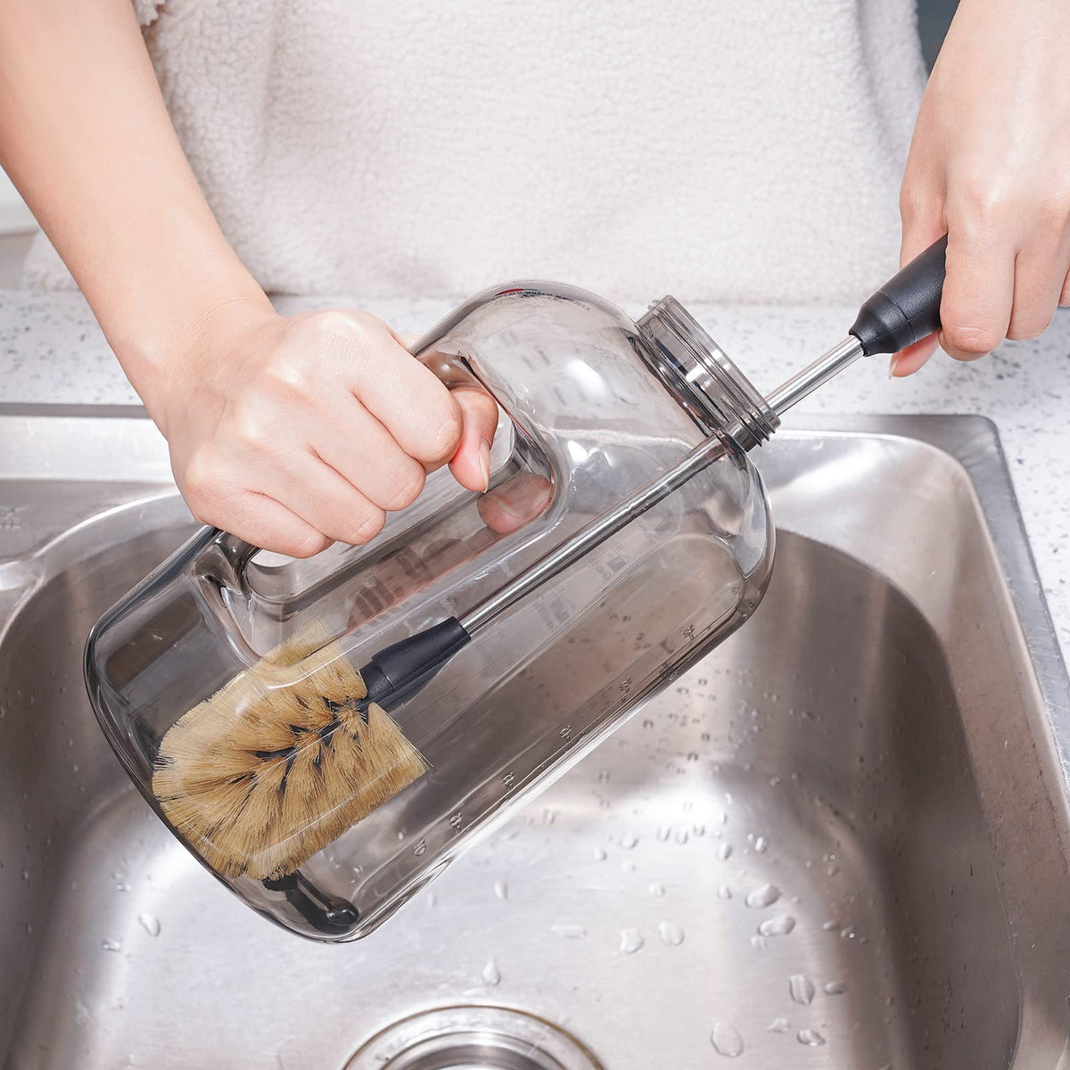 Purtribe brush made with food-grade, BPA-free materials for safe cleaning