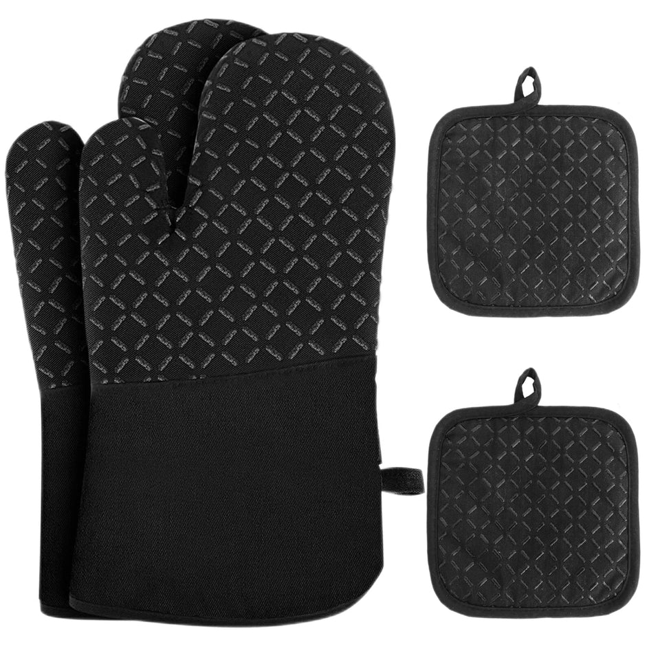 Pynqdfu oven mitts with silicone non-slip grip for safe handling of hot pans.