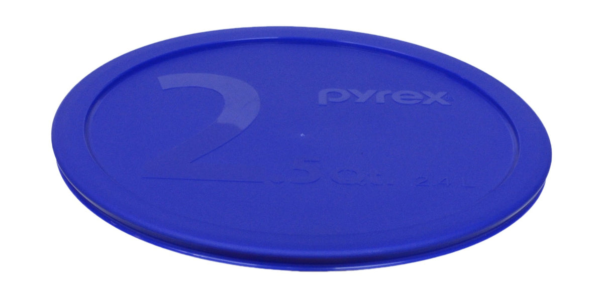 Pyrex 325-PC blue lid close-up for 2.5qt bowl—durable and BPA-free.