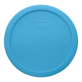 Pyrex 7402-PC bright blue lid on bowl demonstrates secure sealing for leftovers.