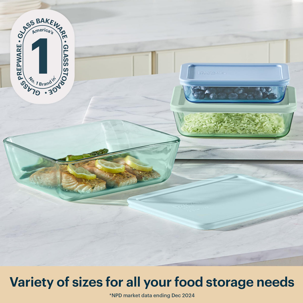 Pyrex Colors 7-cup rectangle glass container with lid suitable for meal prep and leftovers.