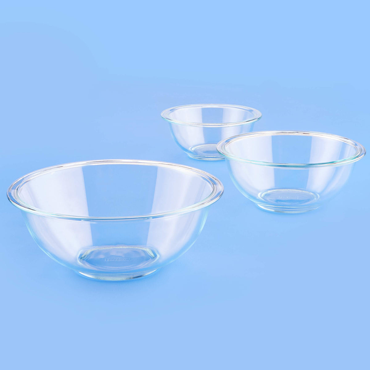 Pyrex Essentials bowls on the table for serving and entertaining meals.