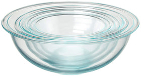 Pyrex Smart Essentials 4-quart bowl with lid close-up for meal prep.
