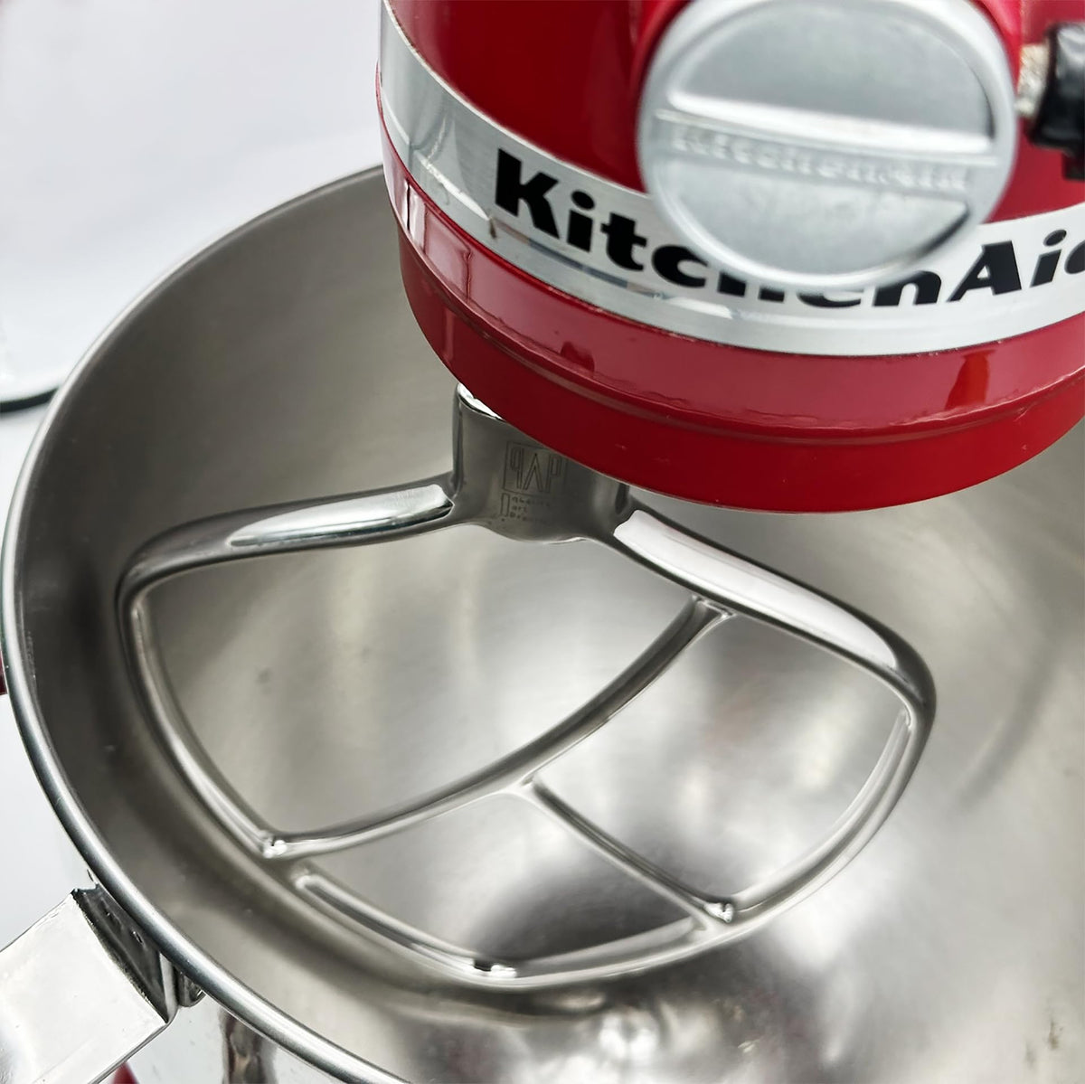 Easy hand wash option keeps kitchen cleanup quick and simple