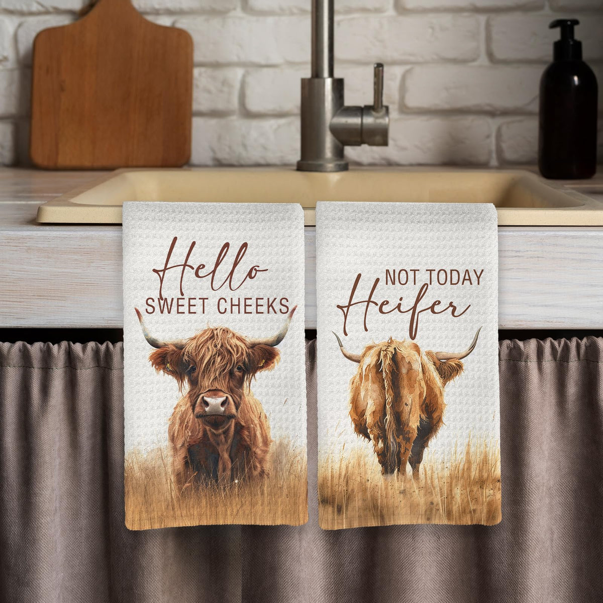 Qeheb color-rich patterns brighten countertops and towel racks alike.