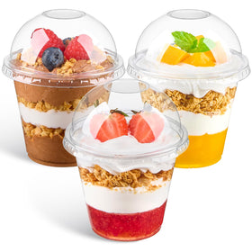 Qeirudu 9oz clear dessert cup with dome lid for parfaits and desserts