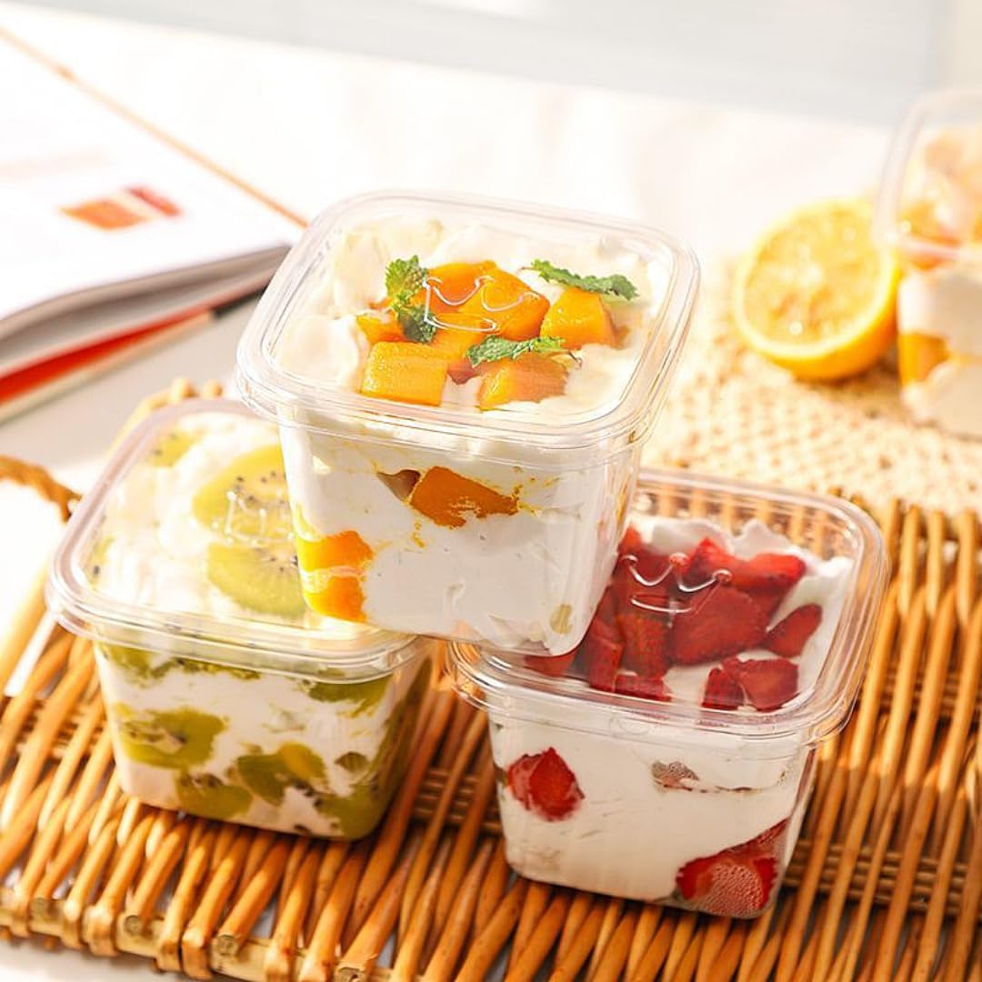 Qeirudu BPA-free PET plastic ensures safe, odor-free dessert presentation.