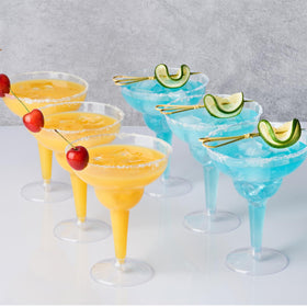 Qeirudu crystal-clear margarita cups pair with champagne for versatile entertaining.