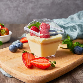 Qeirudu fruit and yogurt dessert cups 3.5oz