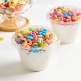Qeirudu leakproof dessert cups preserve freshness during transport.