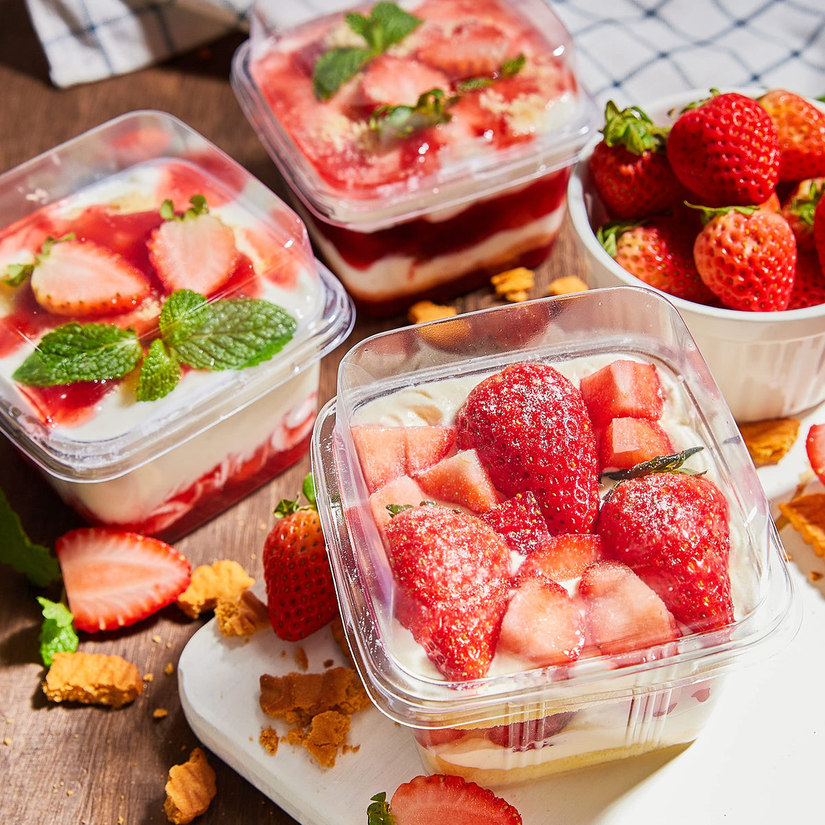 Qeirudu outdoor-ready cups suit parties and picnics with easy servings.