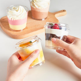 Qeirudu parfait desserts cups ideal for yogurt parfaits and layered treats.
