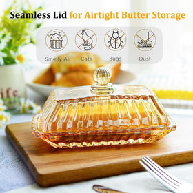 QFkris lid-pull butter dish allows easy opening even with wet hands.