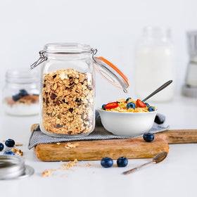 Qianfenie jar with airtight gasket for secure sealing and reuse.