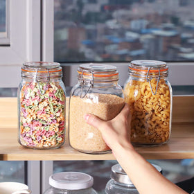 Qianfenie chalkboard labels to mark contents at a glance on each jar.