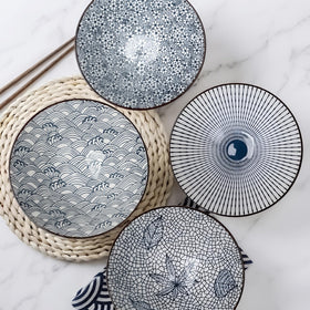 QINLANG 8-inch diameter bowl provides ample room for ramen or cereal servings